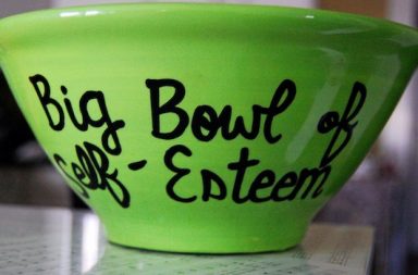 grüne Schüssel Big Bowl of Self Esteem