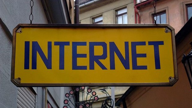 Schild Internet